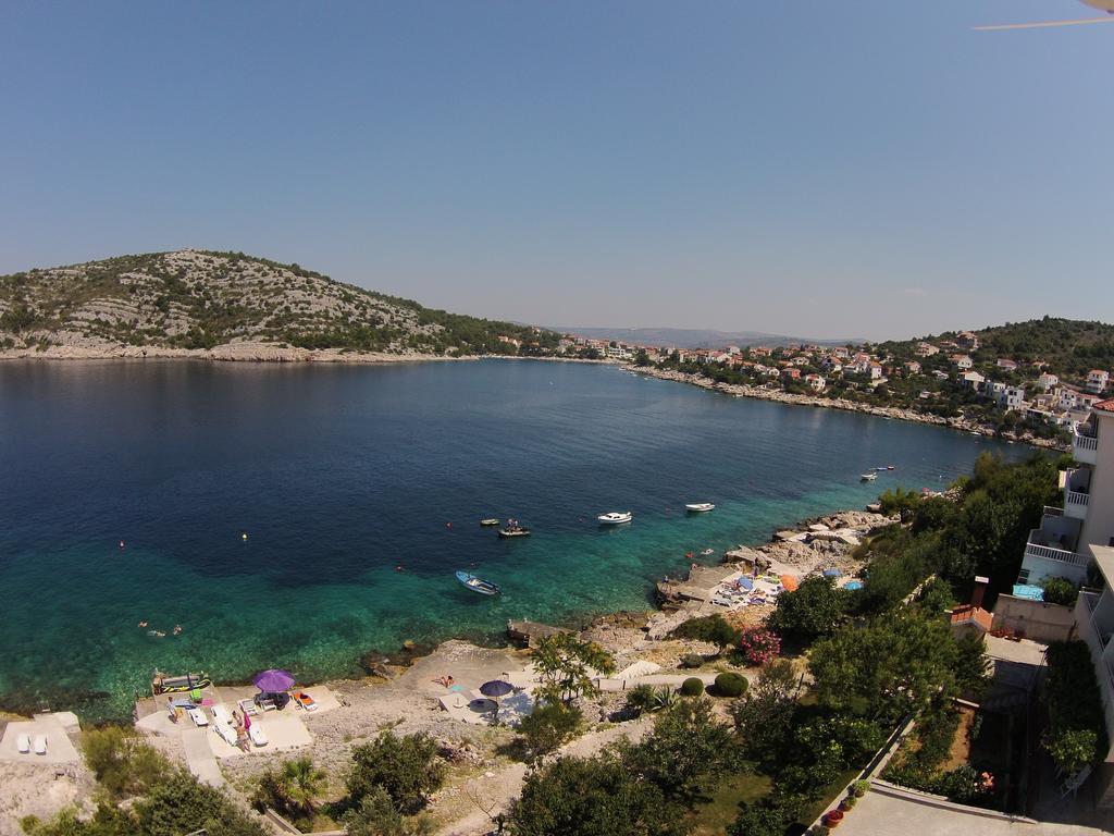 Direkt Am Meer-Apartments Puntaplanka Rogoznica  Eksteriør billede
